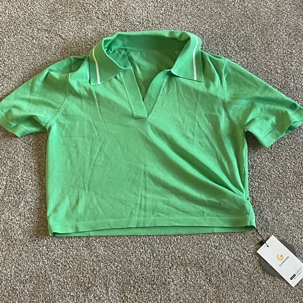 Cropped lime green collared top